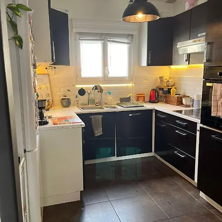 Maison Entiere 6 A 8 Personnes Au Mans Proche Circuit