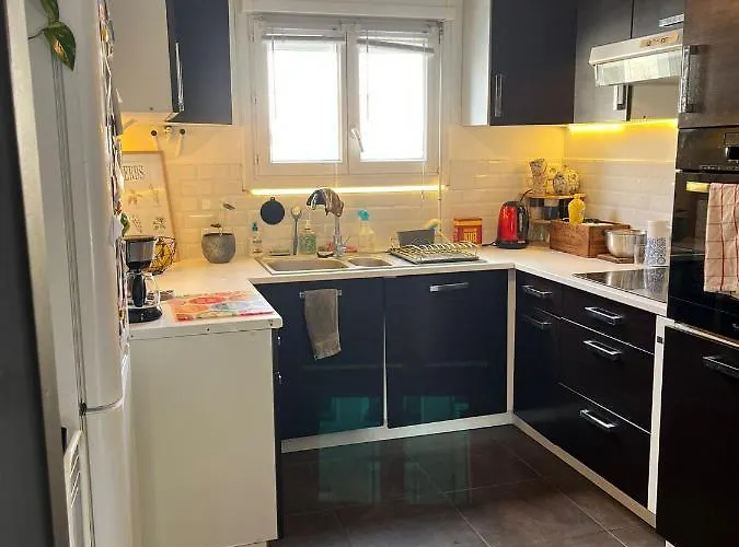 Maison Entière 6 à 8 Personnes Au Mans Proche Circuit